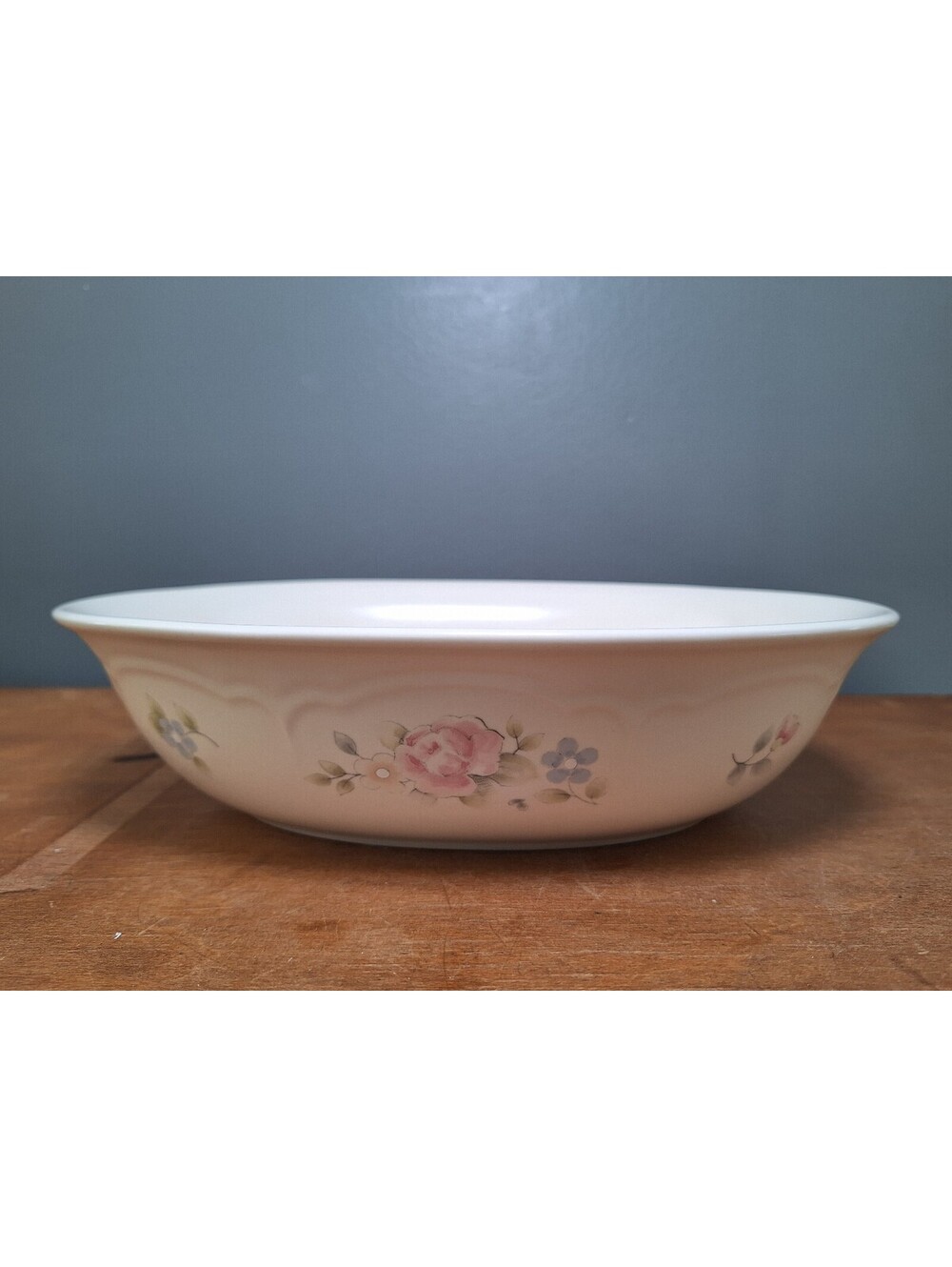 Pfaltzgraff Tea Rose 10" Oval Vegetable Bowl.